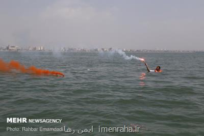 نجات جان ۸ صیاد در آبهای جنوب جزیره قشم