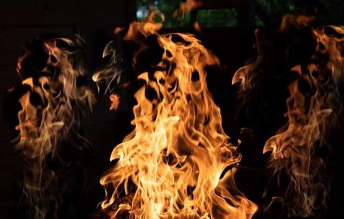 حریق در بیمارستانی در هند جان ۴ نوزاد را گرفت