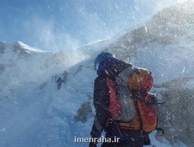 نجات معجزه آسای دو خانم از ارتفاعات توچال