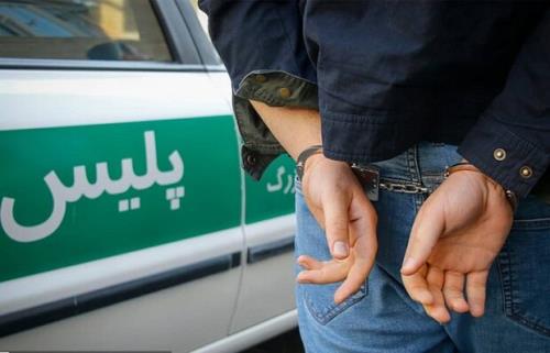 توقیف اتوبوس مسافربری حامل کالاهای قاچاق در بجستان