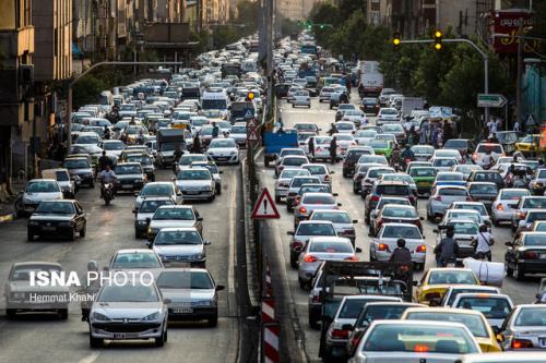 شروع اسفند با ترافیک پرحجم صبحگاهی درمعابر
