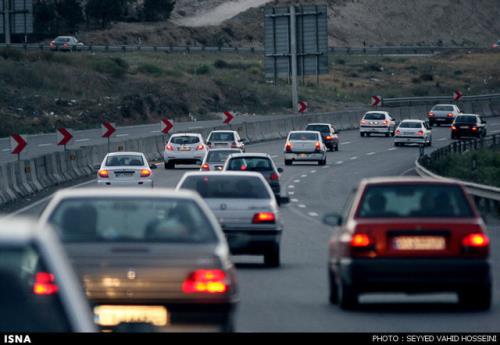 پایش پهپادی خودرو های متخلف در محورهای سمنان
