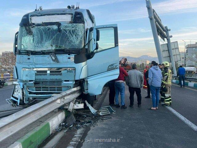 حادثه برای تانکر ۳۰ هزار لیتری گازوئیل در شمال غرب تهران