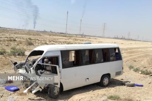 انحراف مینی بوس در محور آبادان–ماهشهر 14 مصدوم برجا گذاشت
