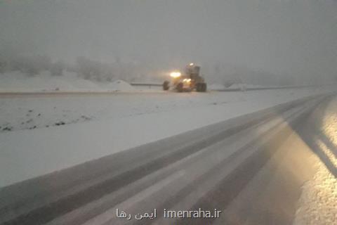 محور قم-تهران باز شد، آغاز عملیات تخلیه خودروها