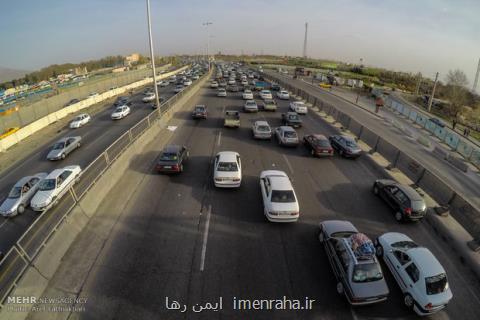 آخرین وضعیت جاده های كشور، ترافیك نیمه سنگین در آزادراه تهران-قم