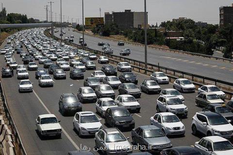 ترافیك نیمه سنگین در بزرگراه های تهران
