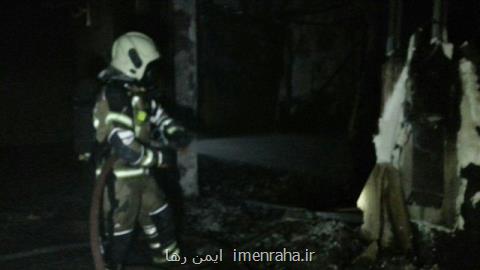 آتش سوزی بامدادی در مجتمع تجاری بلوار ارتش تهران