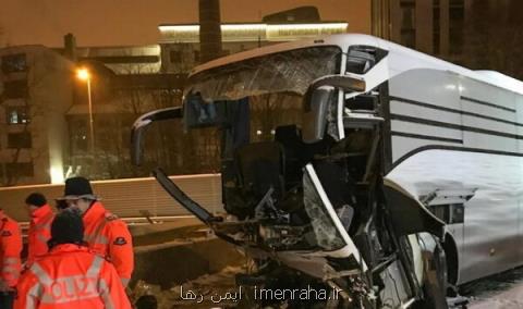 ده ها زخمی در حادثه تصادف اتوبوس در سوئیس
