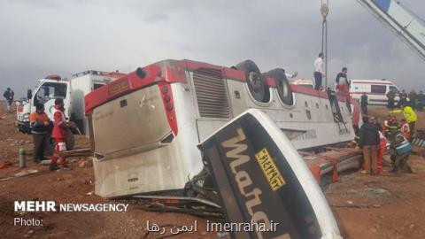 راننده و اداره راه استان سمنان در واژگونی اتوبوس مقصر شناخته شدند